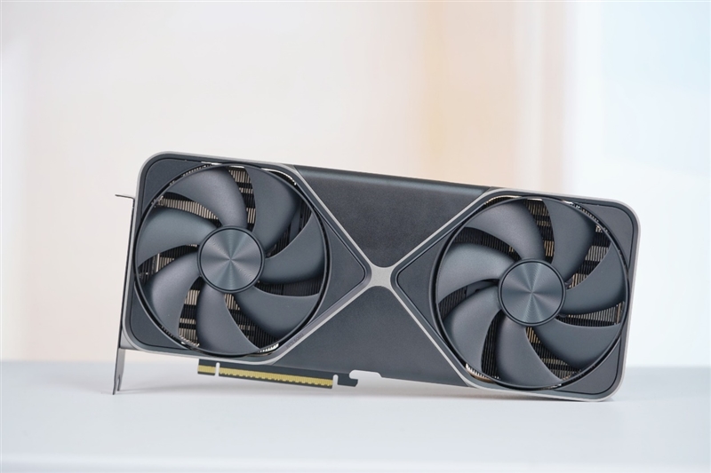 Blackwell的真正实力！GeForce RTX 5080 FE首发评测：功耗低于RTX 4080、性能接近RTX 4090D